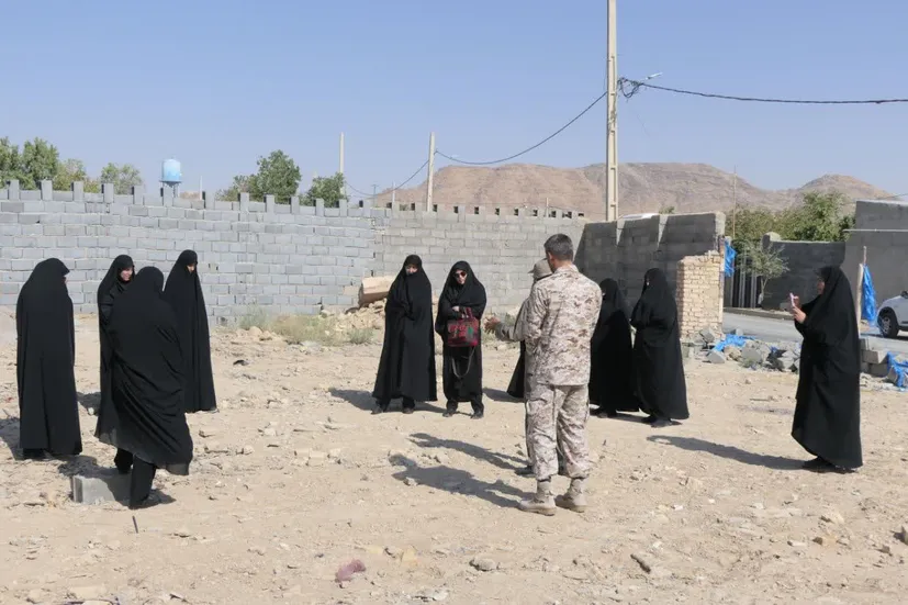 بازدید خواهران پاسدار سپاه حضرت روح‌الله استان مرکزی از مناطق جنگی خمین