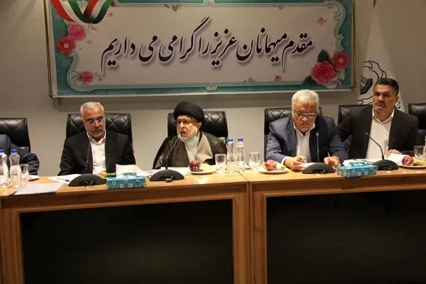 همکاری و تعامل بیشتر زمینه ساز عدالت اداری و رفع مشکلات می‌شود