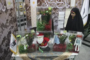 اهداء عروسک به مدافعان حرم بابلیون و مسیحیان