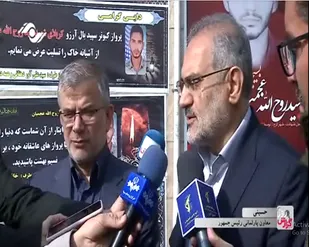 دیدار معاون پارلمانی رئیس جمهور با خانواده های مدافع امنیت ،شهیدان علی اصغر قورت بیگلو و سید روح الله عجمیان در کرج