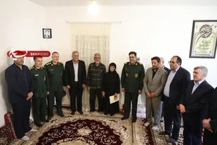 دیدار فرمانده سپاه انصارالحسین(ع) با خانواده شهید &laquo;حمیدرضا عباسی دادگر&raquo; در اسدآباد