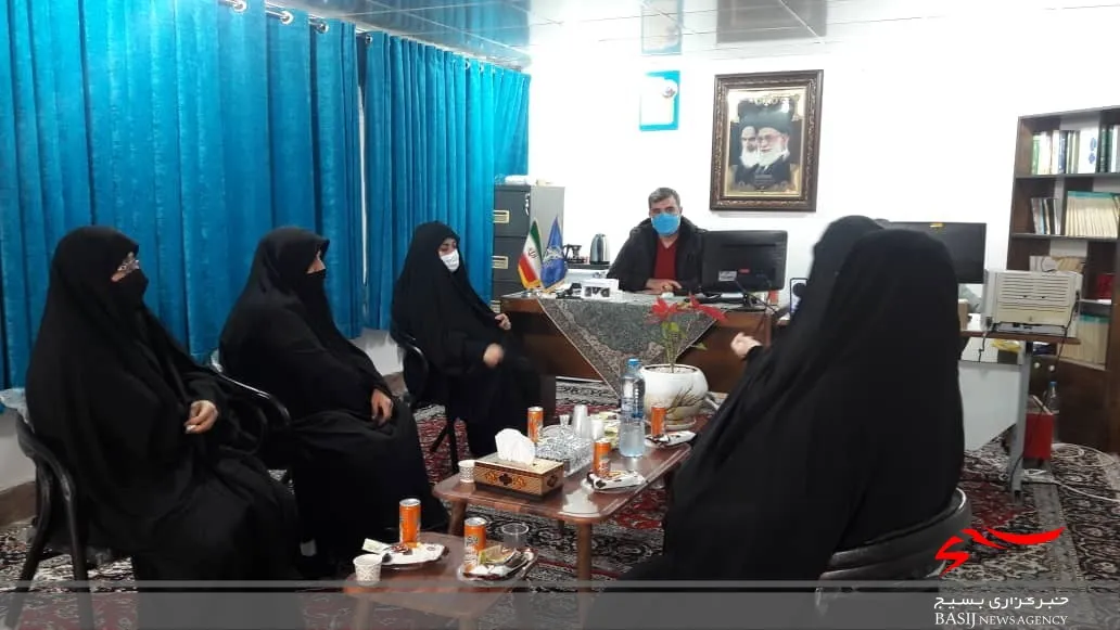 نشست اعضای کانون مداحان خواهر شهرستان دیلم با مسئول کانون مداحان شهرستان