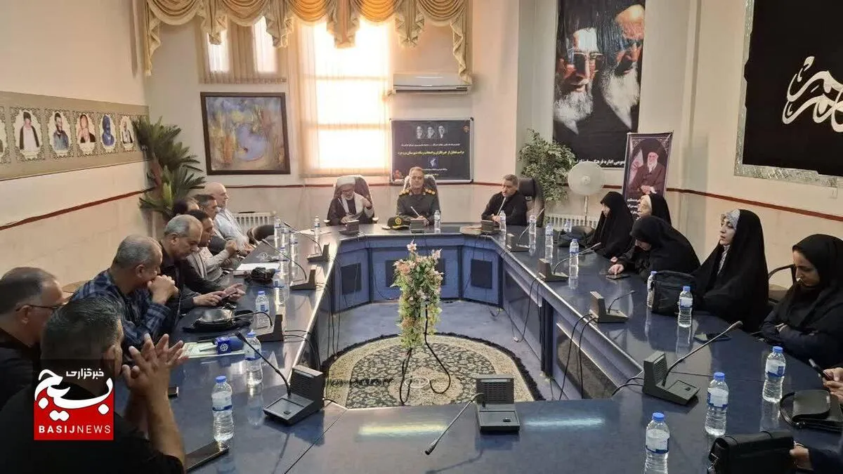 خبرنگاران در خط مقدم نبرد قرار دارند