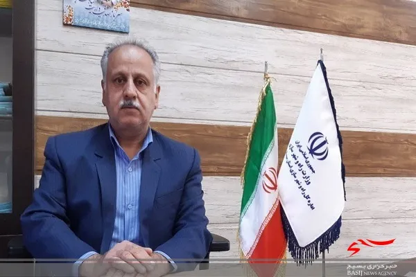 مالکان اعیانی احداثی در عرصه تصرفی دولت در سیستان و بلوچستان اسناد مالکیت دریافت می‌کنند
