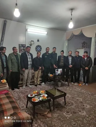 دیدار با خانواده شهدای محله هرستان خمینی شهر
