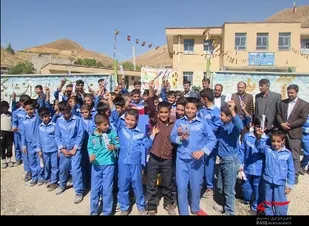 برگزاری جشن عاطفه ها در کوهرنگ