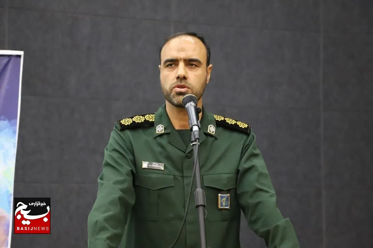 امام مستضعفان با برپایی حکومت اسلامی نظم نوین جهانی را به چالش کشید