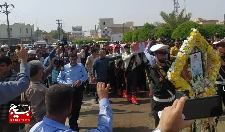 برگزاری مراسم تشییع و وداع با شهید مدافع امنیت در شادگان