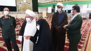 بازدید مسئولین شهرستان تفت از نمایشگاه منتخبین طرح اسوه و مالک اشتر در حسینیه ثارالله