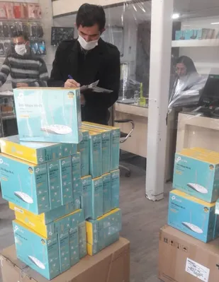 کشف ۹۰ مودم قاچاق و ۲ تن شکر دولتی احتکار شده در شهرستان شاهرود