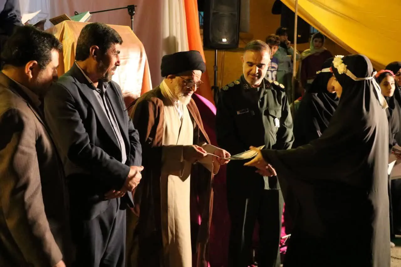 جشن بزرگ خانوادگی دهه کرامت در روستای حاضر میل دهلران برگزار شد