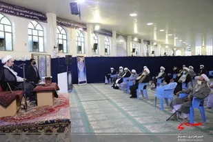 ورود علما به تعیین مصادیق در انتخابات باعث از دست رفتن جایگاه پدری آنها در جامعه می&zwnj;شود
