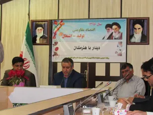 هنرمند مسلمان باید دغدغه جامعه ،انقلاب و اسلام را داشته و در این مسیر حرکت کنند