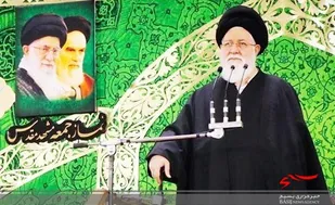 رسانه&zwnj;ها و افرادی که دروغ&zwnj;های دشمن را انتشار می&zwnj;دهند، ستون پنجم دشمن&zwnj;اند