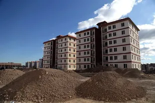 ساخت پروژه مسکن ملی توسط ستاد اجرایی فرمان امام آغازشد