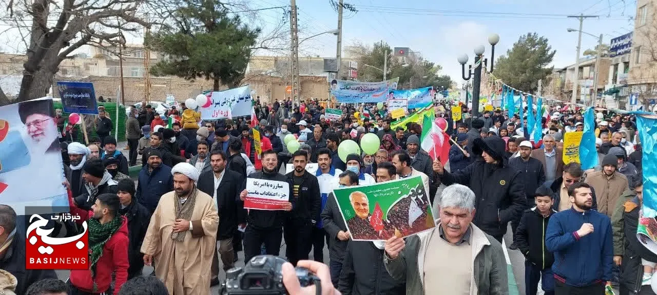 بسته خبری|اجتماع استکبارستیزی در تربت جام/مردم شیعه و اهل سنت در راهپیمایی 22 بهمن حماسه دیگری خلق کردند + (عکس و فیلم)