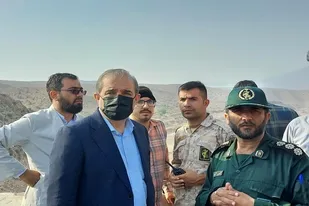 امداد رسانی ۱۲٠ نیروی جهادی و بسیجی داراب در سیل رودبال