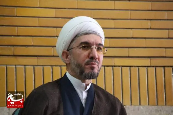 عرصه نبرد امروز فرهنگی است/ اولویت‌ دشمن، لباس و پوشش اسلامی است