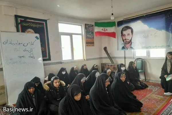 ضرورت افزايش سواد رسانه‌ای دانش آموزان و نوجوانان
