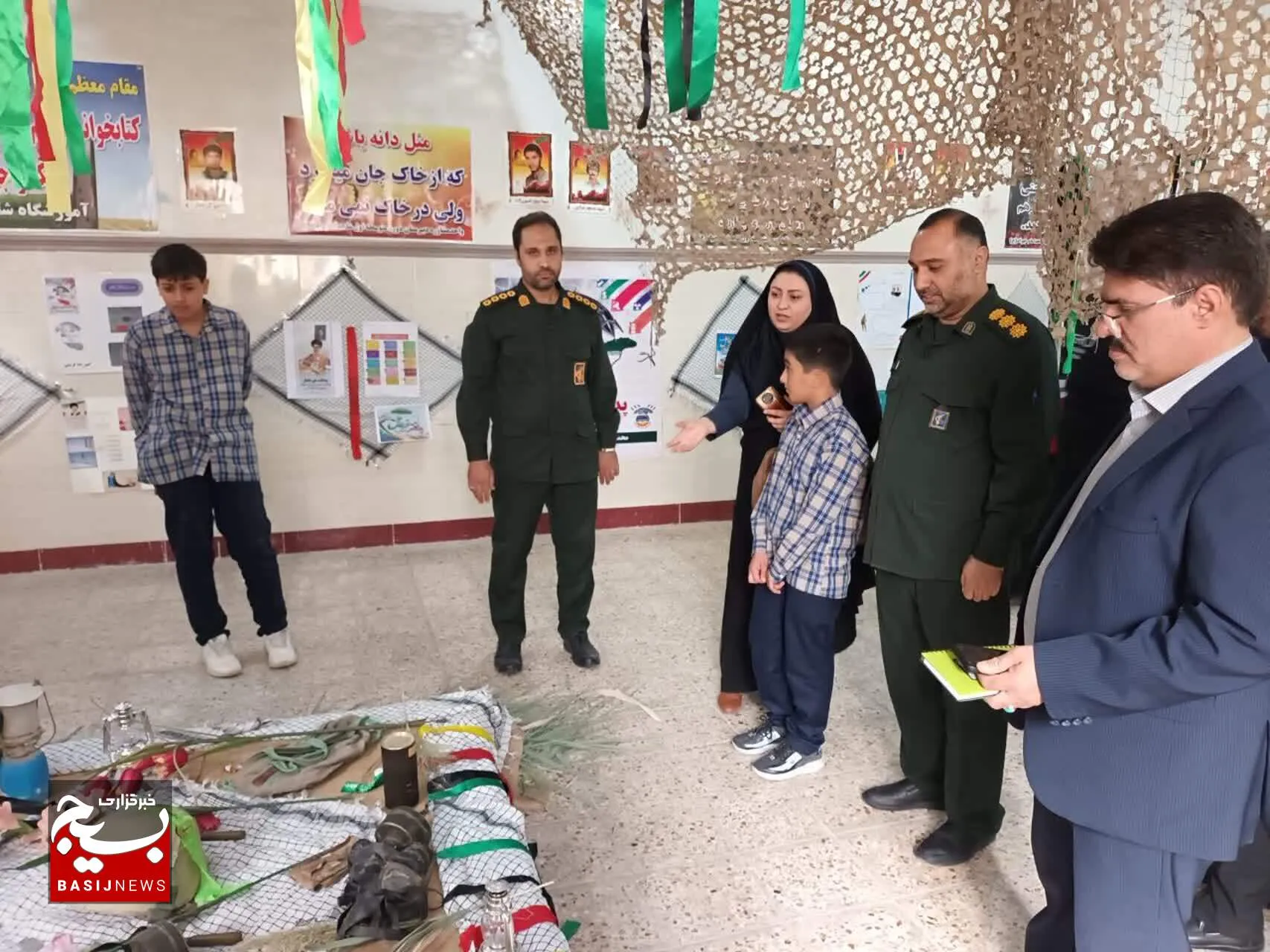 برپایی نمایشگاه به مناسبت هفته پدافند غیر عامل در بهبهان