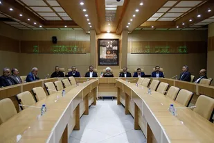رشد جامعه با مشورت واقعی و گفت&zwnj;وگوی مؤثر محقق می&zwnj;شود