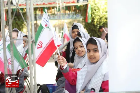 مراسم هفته بسیج دانش‌آموزی با حضور وزیر آموزش و پرورش