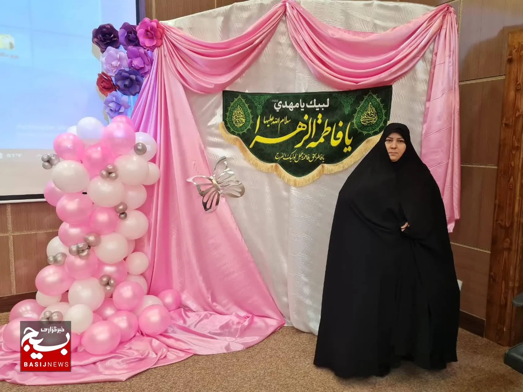 از مادران و همسران شهدا تجلیل شد