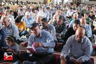 آیین معنوی قرائت دعای عرفه در حسینیه عاشقان ثارالله زنجان برگزار شد