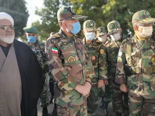 در تولید ادوات نظامی وابستگی نداریم/امروز آمریکا در عرصه بین المللی تنهاست