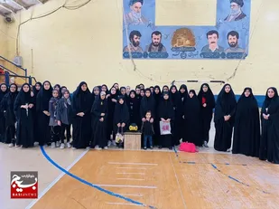 به همت تربیت بدنی خواهران سپاه و بسیج استان قم؛
مسابقه دومیدانی قهرمان شهر برگزار شد