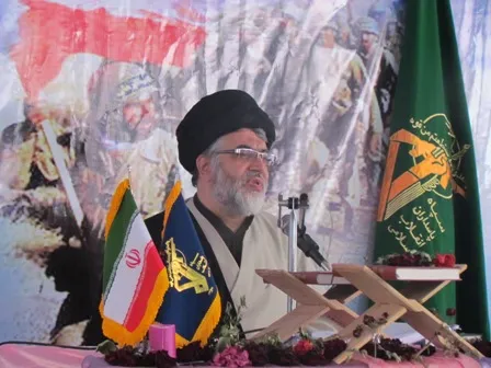 آرامش بشری در گرو توسل به قرآن است