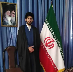 انسان کامل(امام معصوم) فلسفه خلقت جهان/ هجمه همه جانبه دشمن بر اصل ولایت فقیه است