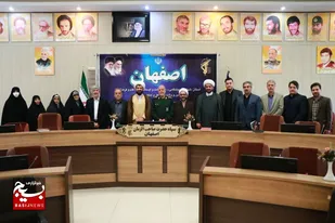 دیدار نوروزی اهالی رسانه و ورزش استان اصفهان با فرمانده سپاه حضرت صاحب الزمان(عج)