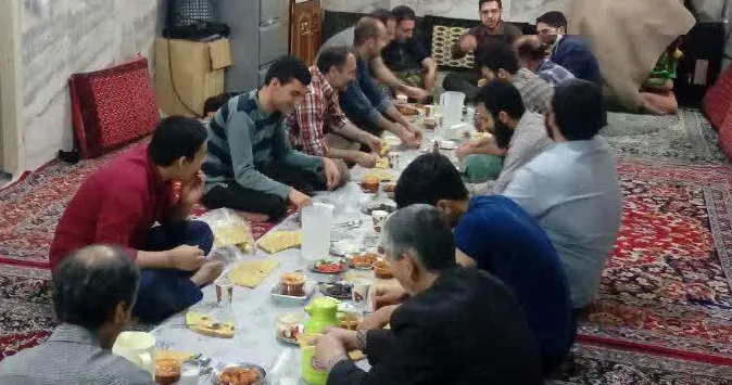 افطار کاری و صمیمانه گروه های جهادی خوانسار