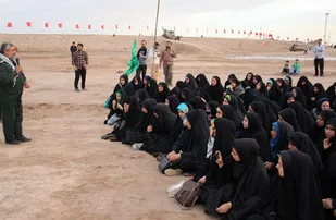 دشمن به دنبال از بین بردن ارزشهاست