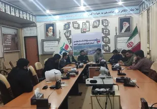 دیدار کارکنان سازمان بسیج دانش آموزی با مسئول بسیج دانشجویی استان