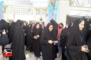 ۴۰ نفر از دانش&zwnj;آموز دختر شهرستان مه ولات به مناطق راهیان نور اعزام شدند+عکس