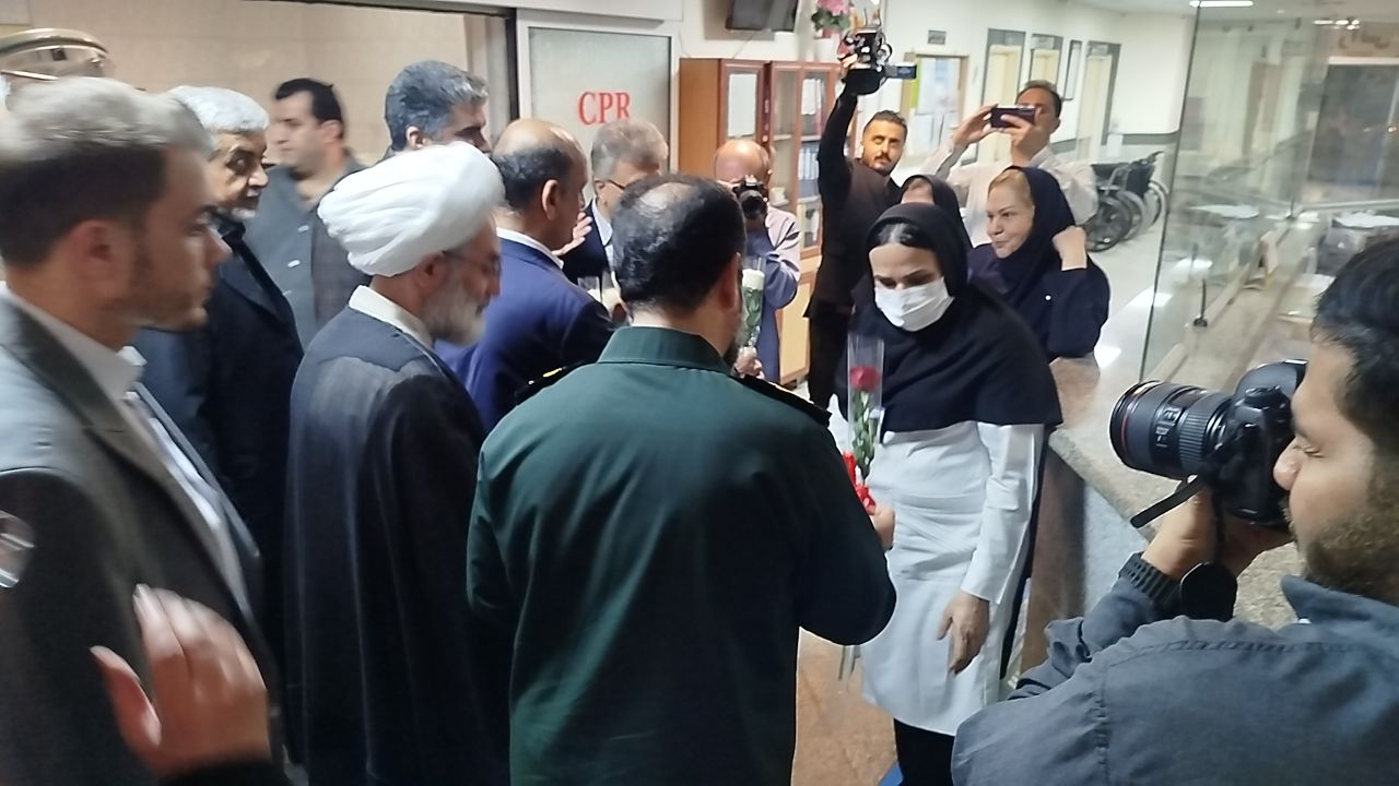 کادر درمان گیلان در هر شرایطی آماده خدمت به مردم است کادر درمان گیلان در هر شرایطی آماده خدمت به مردم است