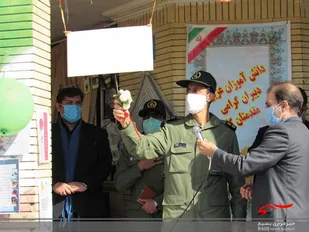 برگزاری مراسم نواختن زنگ انقلاب در هنرستان دخترانه شهرک فرش شاندیز