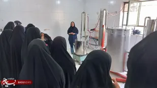 بازدید گروهی از نوجوانان حوزه حضرت خدبجه سلام الله علیهم از پژوهشکده بیوتکنولوژی کشاورزی انجام شد