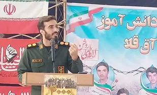 نسل جوان باید با شناخت سیره شهدا در مسیر پیشرفت کشور گام بردارد