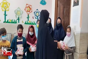 تجلیل از دانش آموزان نمونه در نصرت آباد زاهدان
