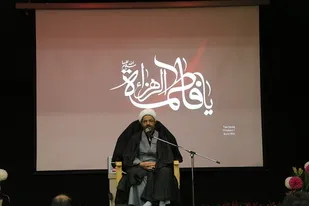 سردار سلیمانی در برابر خانواده شهدا بخصوص مادران شهید بسیار خاضع وفروتن بود