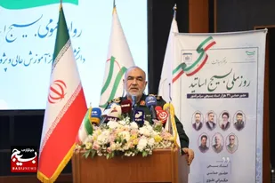 انقلاب اسلامی پرچم&zwnj;دار آزادی مستضعفین از یوغ ظلم مستکبران است