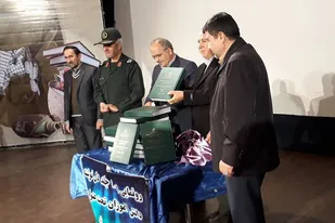 رونمایی از 16 جلد دلنوشته &laquo;نامه&zwnj;ای به شهید&raquo; در همدان