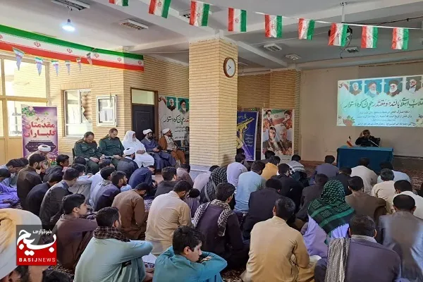 نقش روحانیت در مدیریت جنگ فراموش شدنی نیست