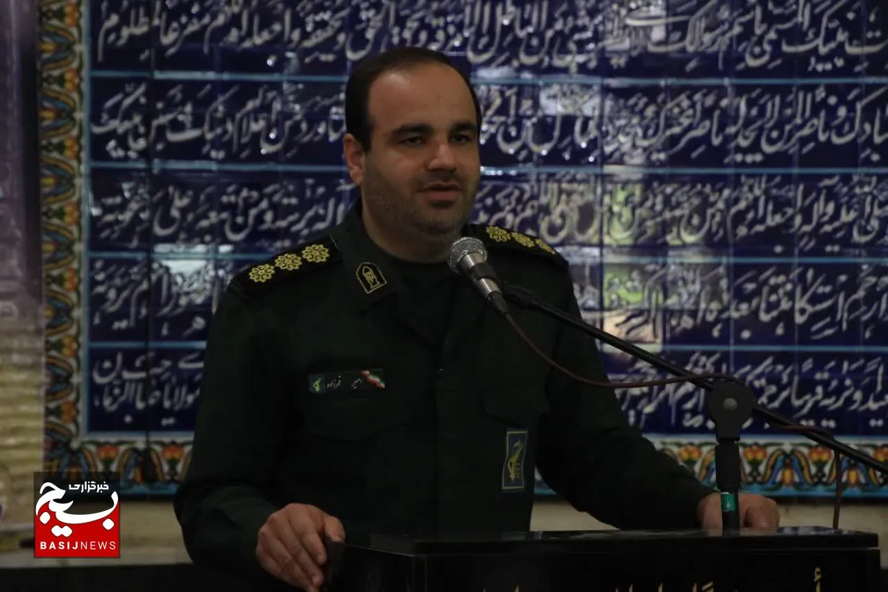 نشست صمیمانه فرمانده سپاه ناحیه ماهشهر با سربازان وظیفه