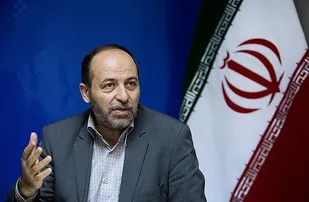 خبر شلاق خوردن کارگران معدن  مرا شوکه کرد