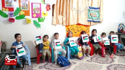 ایستگاه نقاشی کودکان پیش دبستانی در حمايت از کودکان مظلوم و انتفاضه فلسطين