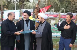 نمایشگاه یاد یاران در بوستان نوفل لوشاتو منطقه 4 تهران افتتاح شد
